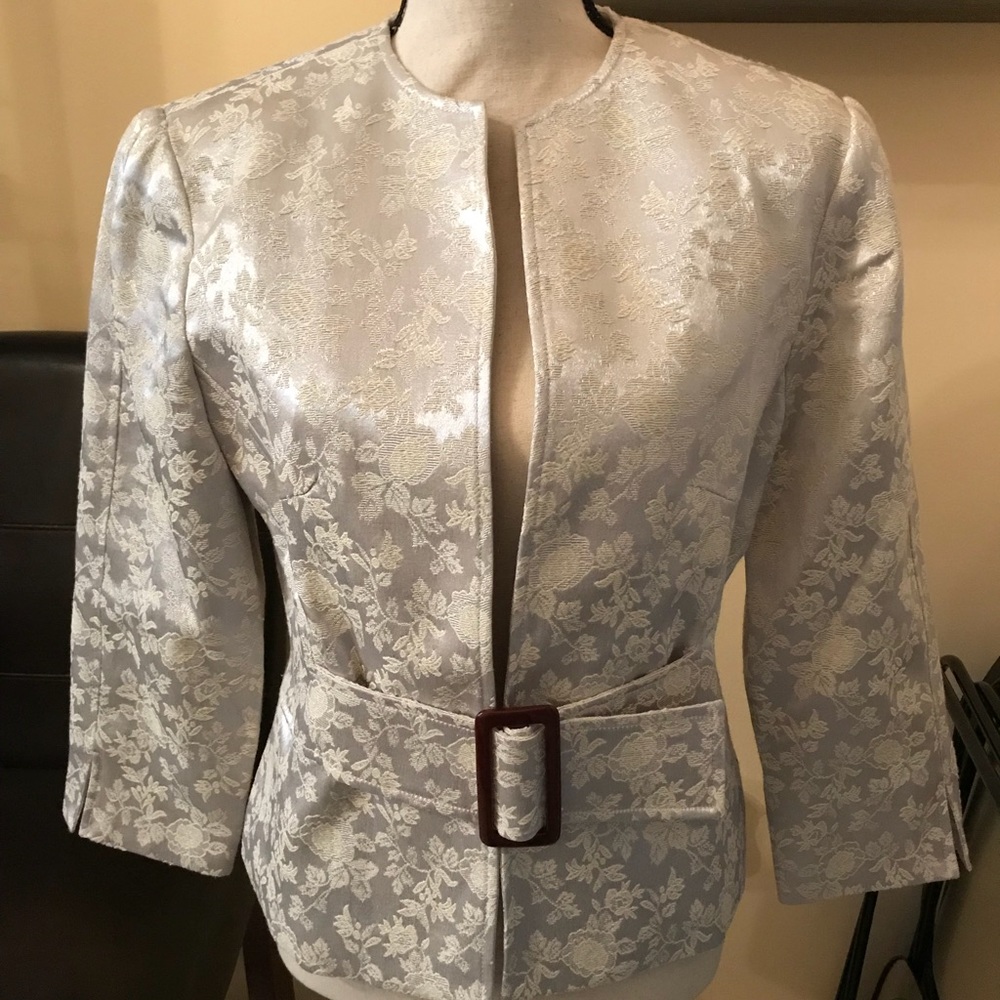 Jacket size 10 and pants size 8 set from spiegel.